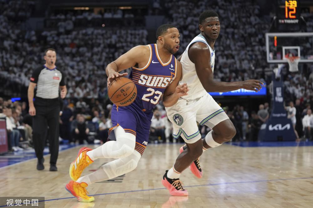 在这个充满 在这个充满